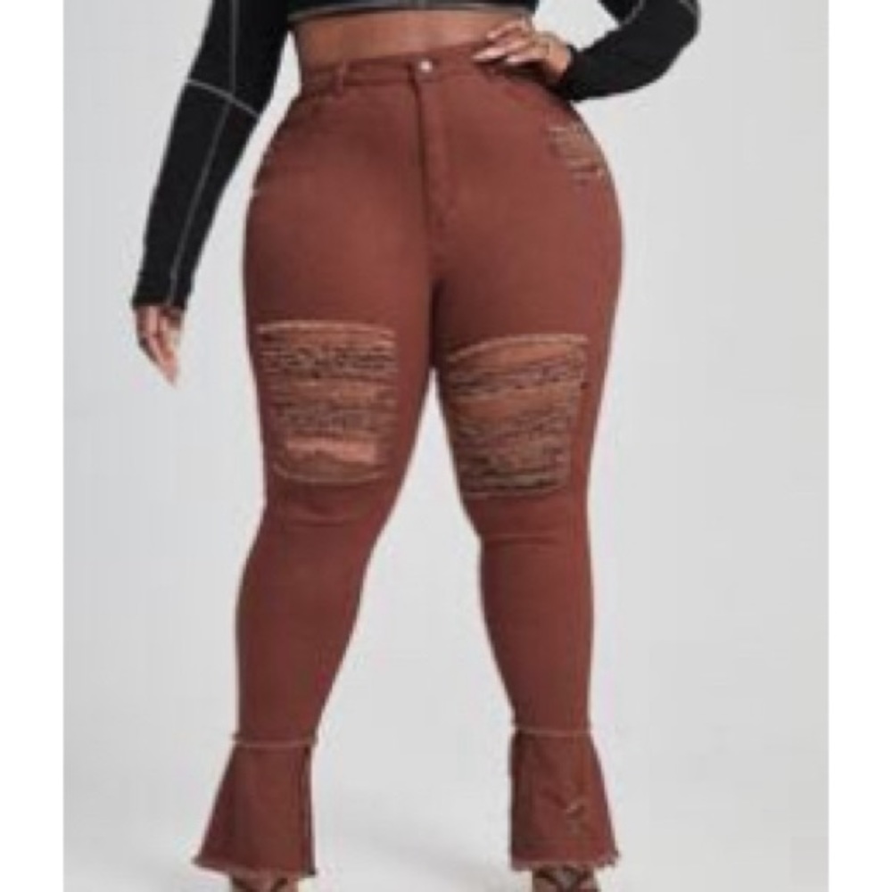 High waited flare ripped jeans